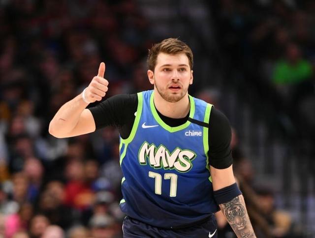 热门话题 热门话题