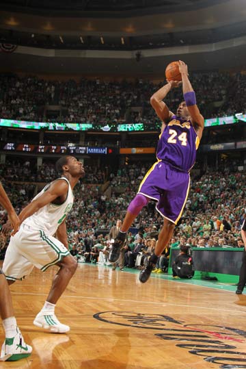 毕竟在篮球 毕竟在篮球